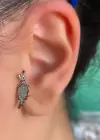 Gümüş Renk Cerrahi Çelik Kanat Figürlü Tragus/Kıkırdak Küpe/Piercing (Tek)