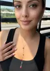 Gümüş Renk Çilek Figürlü Çelik Y Kolye