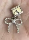 Gümüş Renk İnci Detaylı Fiyonk Figürlü Çelik Nomination Charm (Tek)