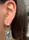 Gümüş Renk Kadın Figürlü Çelik Küpe (Çift)
