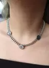 Gümüş Renk Madalyon Detaylı Çelik Kolye