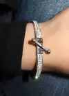 Gümüş Renk Taş Detaylı Çelik Kelepçe Bileklik