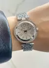 Gümüş Renk Taş Detaylı Çelik Kordonlu Kadın Saat