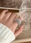 Gümüş Renk Top Detaylı Tasarım Yüzük
