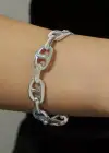Gümüş Renk Zincir Detaylı Çelik Kelepçe Bileklik