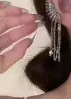 Gümüş Renk Zincir Detaylı Sallantılı Ear Cuff (Tek)