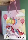 Karışık Renk Unicorn Figürlü 3D Görünümlü Karton Çanta