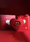 Kırmızı Renk Kalp Figürlü Karton Çanta Hediyeli Hediye Kutusu