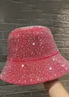 Kırmızı Renk Taş Detaylı Tasarım Şapka