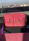 Koyu Pembe Renk Kiss Yazılı Peluş Kalem Kutu/Makyaj Çantası