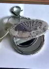 Krem Renk Deniz Kabuğu Figürlü Cep Aynası/ Anahtarlık
