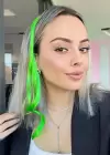Neon Renk Yan Çıt Çıt Postiş /Yeşil Renk Dalgalı / 45 Cm