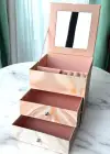 Pembe Renk Ayna Ve Çekmece Detaylı Takı Organizeri