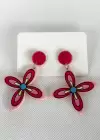 Pembe Renk Çiçek Figürlü Sallantılı Küpe (Çift)