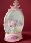 Pembe Renk Kız Figürlü Müzikli Ve Işıklı Kar Küresi