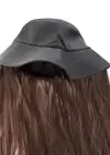 Şapka Detaylı Kahverengi Dalgalı Peruk