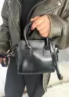Siyah Renk Kadın Deri Çanta