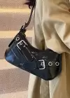 Siyah Renk Parlak Kadın Deri Çanta