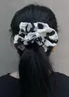 Siyah Ve Beyaz Renk Leopar Desenli Simit Toka