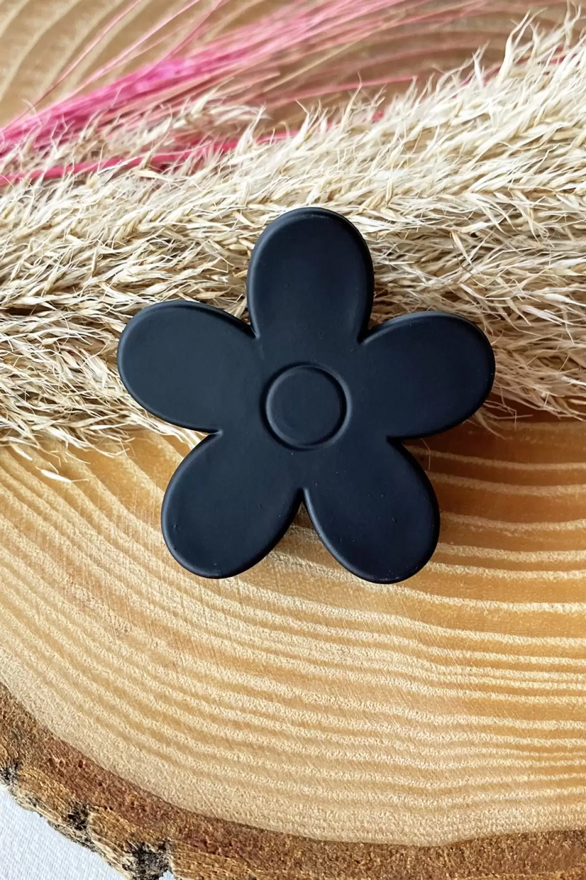 Siyah Renk Çiçek Figürlü Mandal Toka