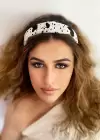 Beyaz Renk Kalp Desenli Düğümlü Taç