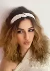 Beyaz Renk Kelebek Desenli Taç