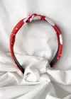 Kırmızı Renk Kalp Desenli Düğümlü Taç