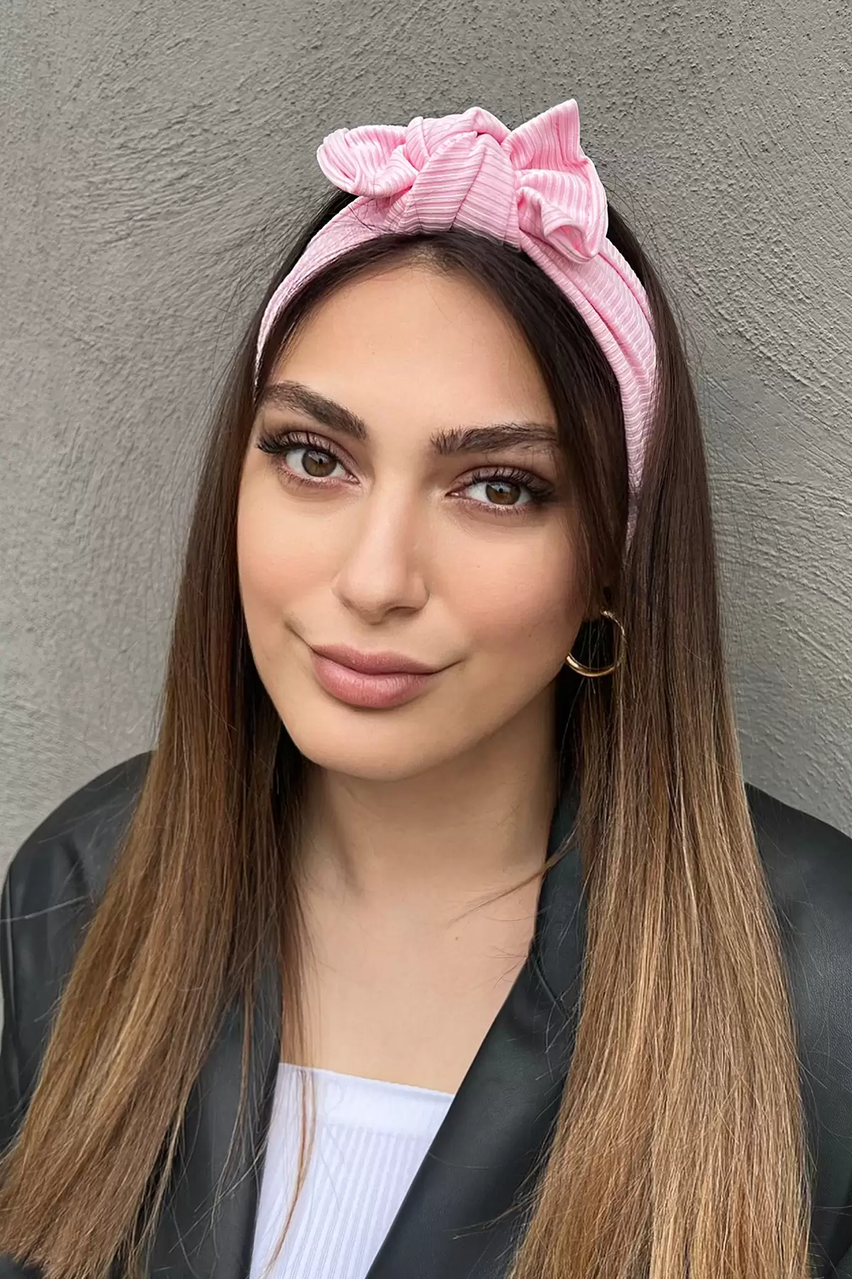 Açık Pembe Renk Kurdele Figürlü Saç Bandı