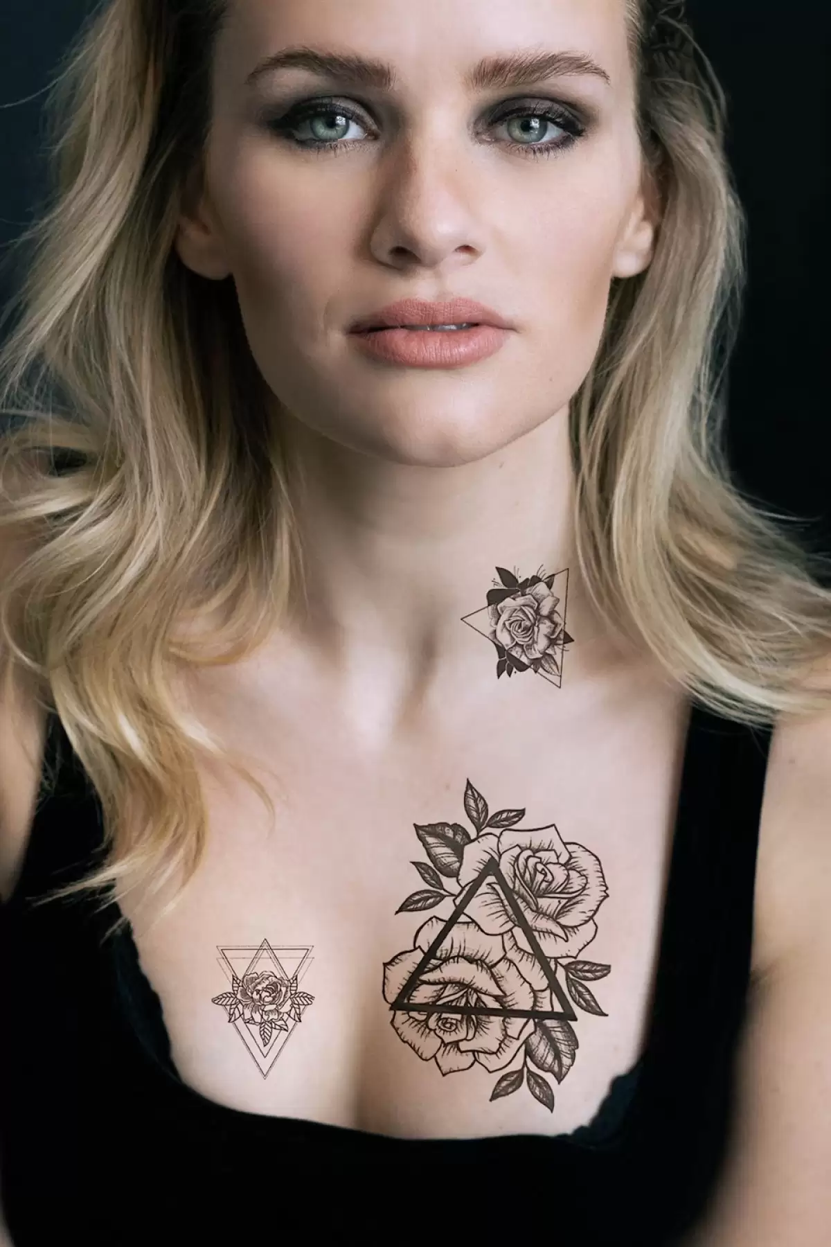 Gerçekçi Geçici Üçgen Gül Dövme Tattoo