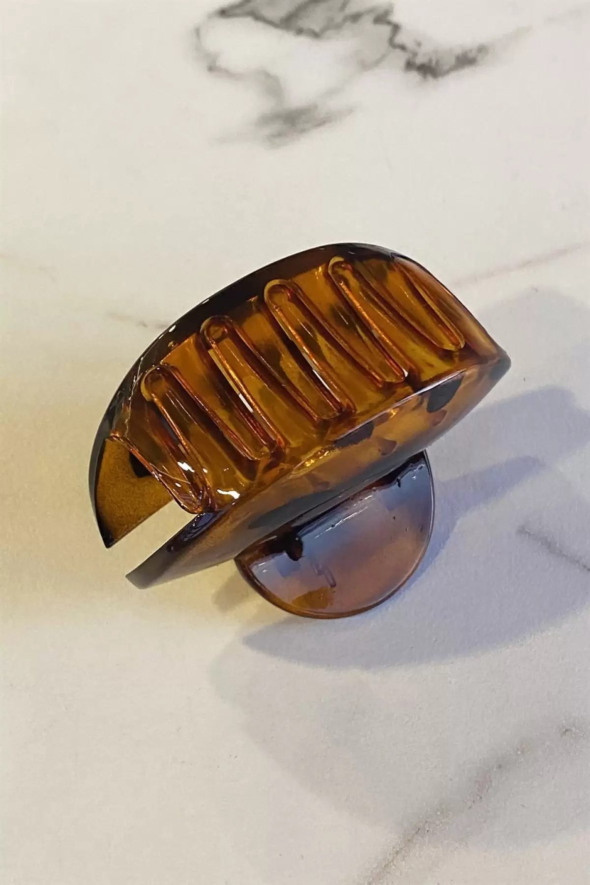 Kahverengi Oval Figürlü Mandal Toka
