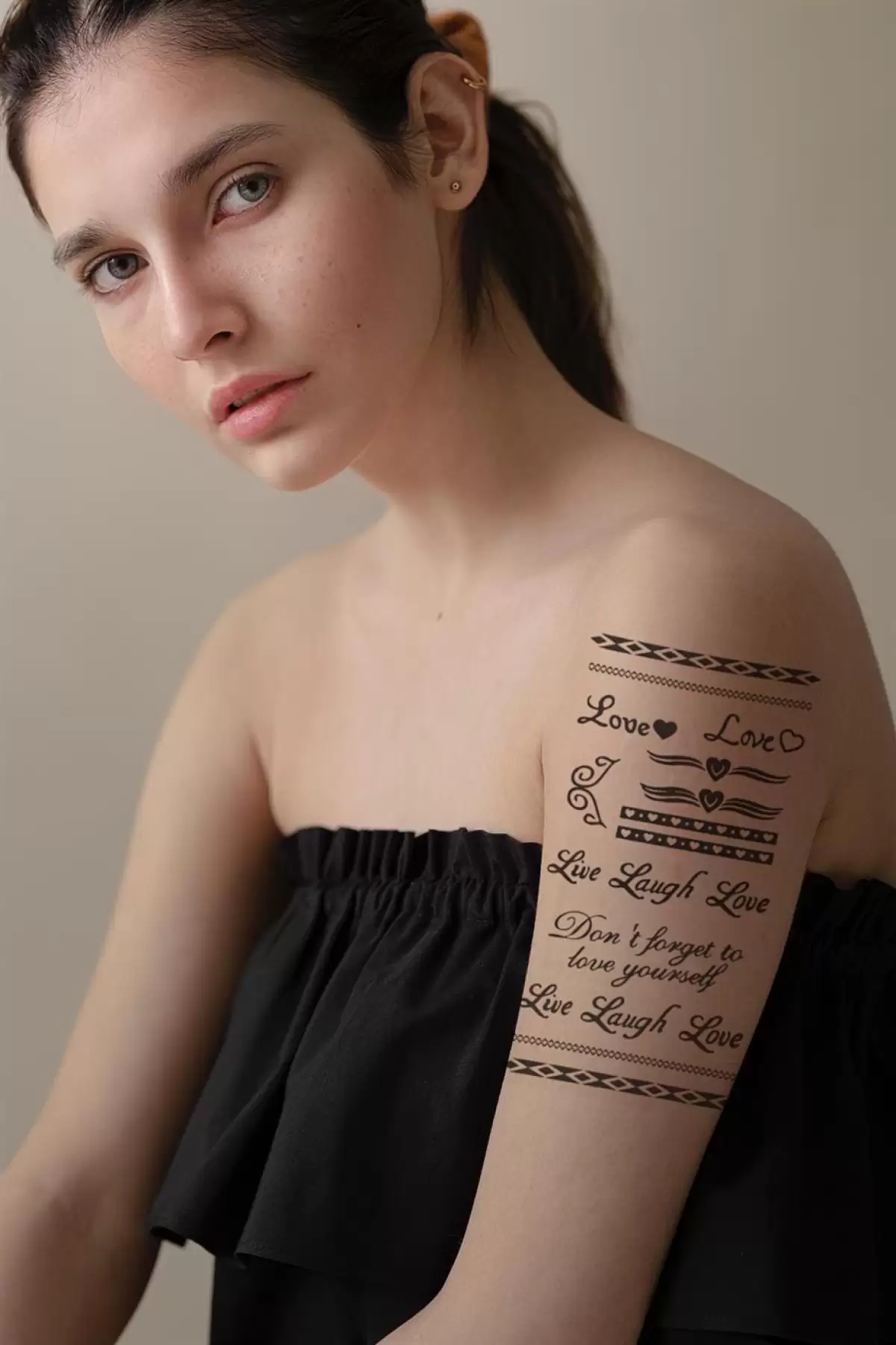 Yazılı ve Şekiller Geçici Dövme Tattoo