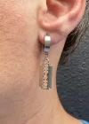 Gümüş Renk Jilet Figürlü Çelik Unisex Küpe (Tek)