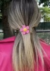 Pembe Renk Papatya Figürlü Mandal Toka