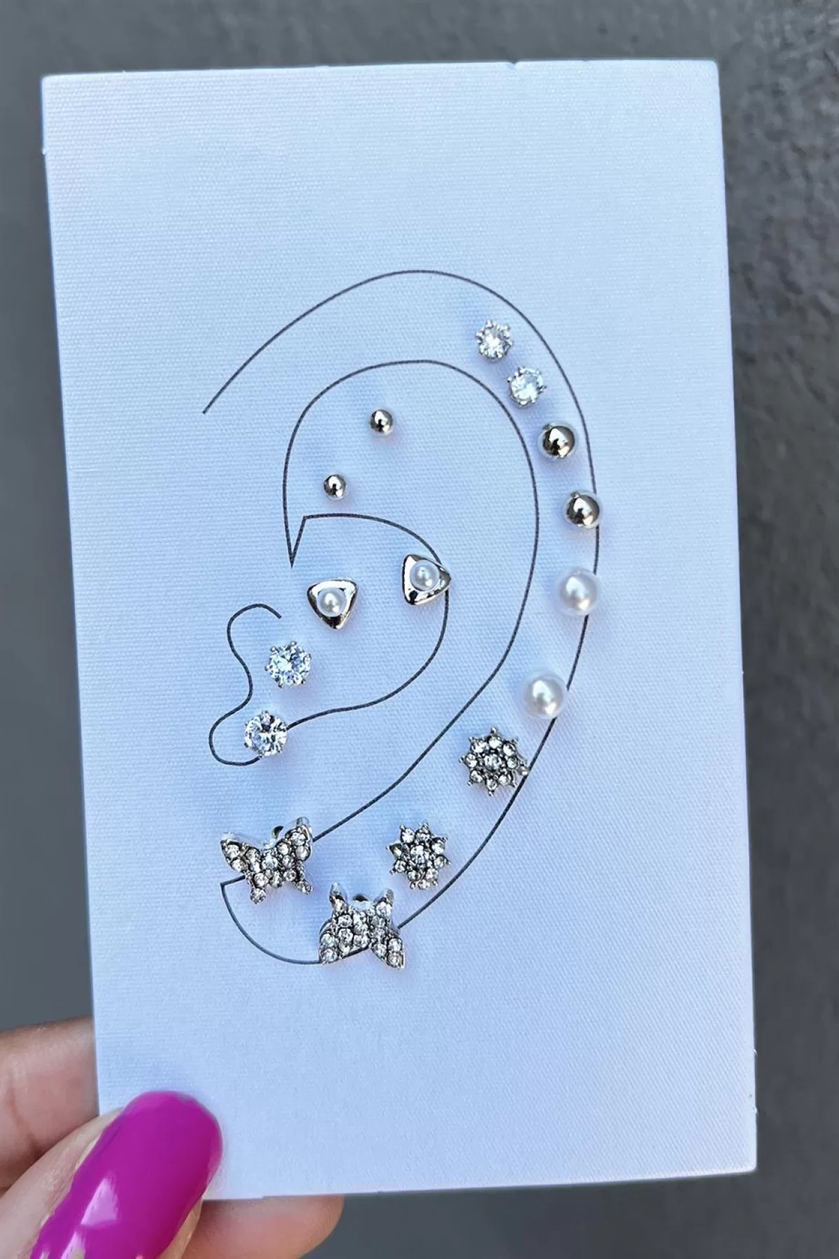 Gümüş Renk 16lı Kelebek Detaylı Küpe Set