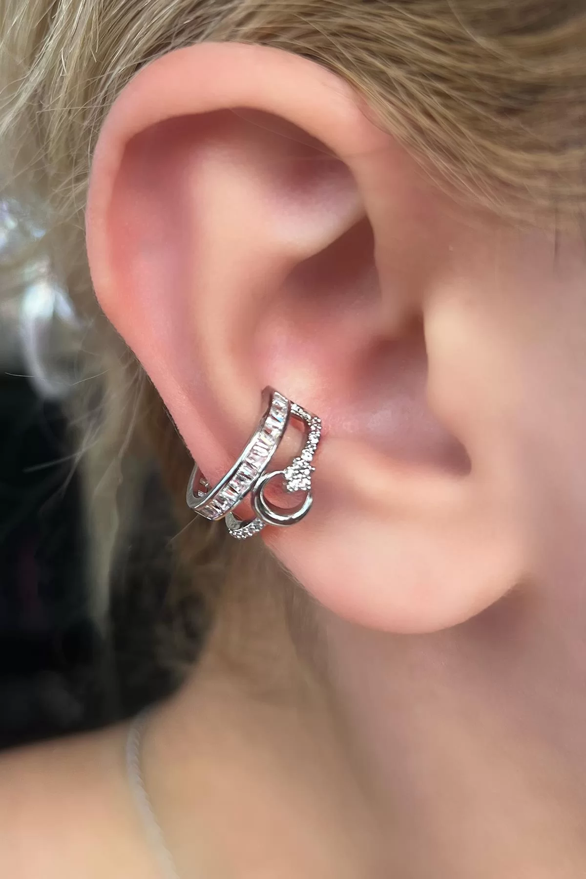 Gümüş Renk Ay Ve Yıldız Detaylı Ear Cuff Küpe