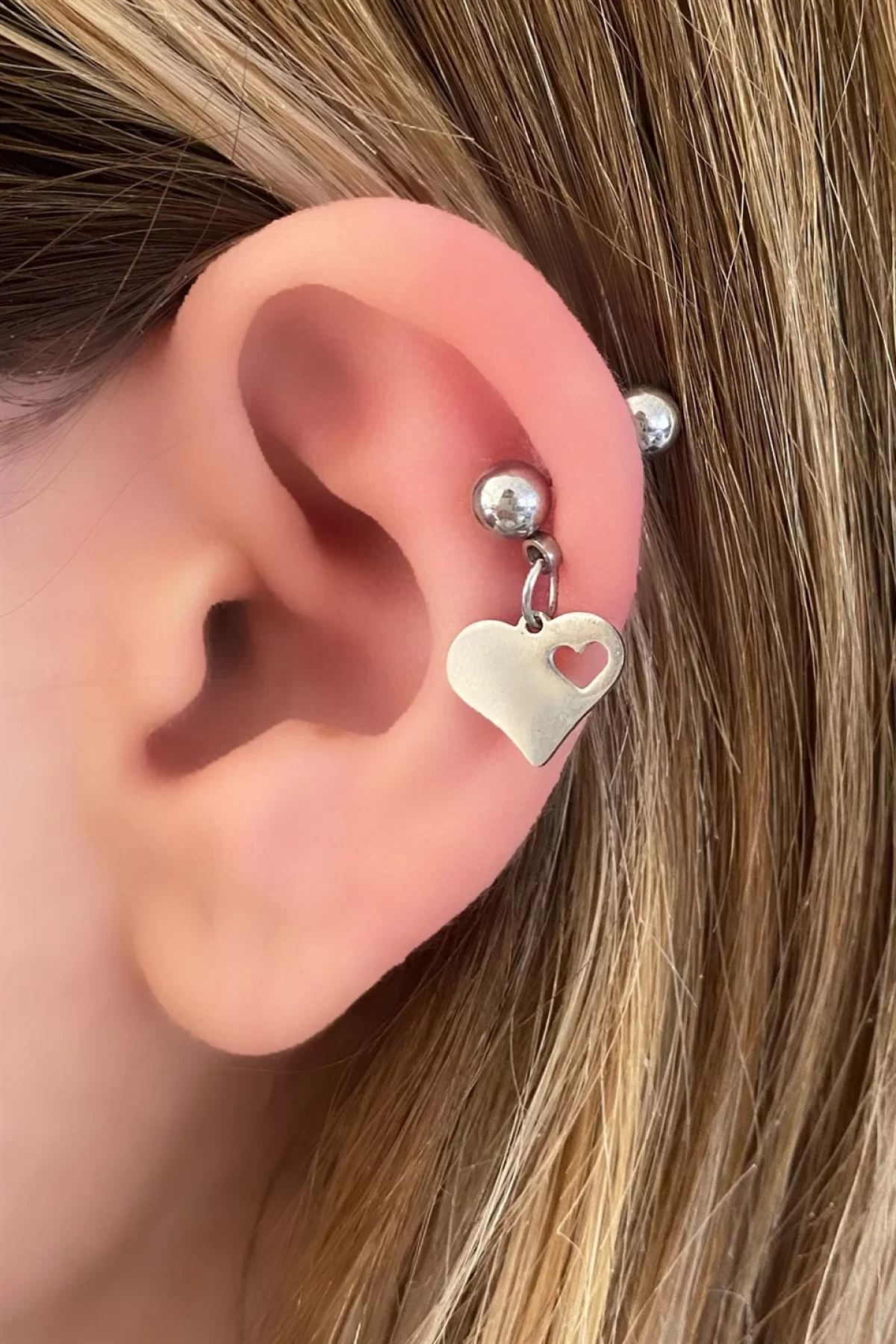 Gümüş Renk Kalp Figürlü Piercing