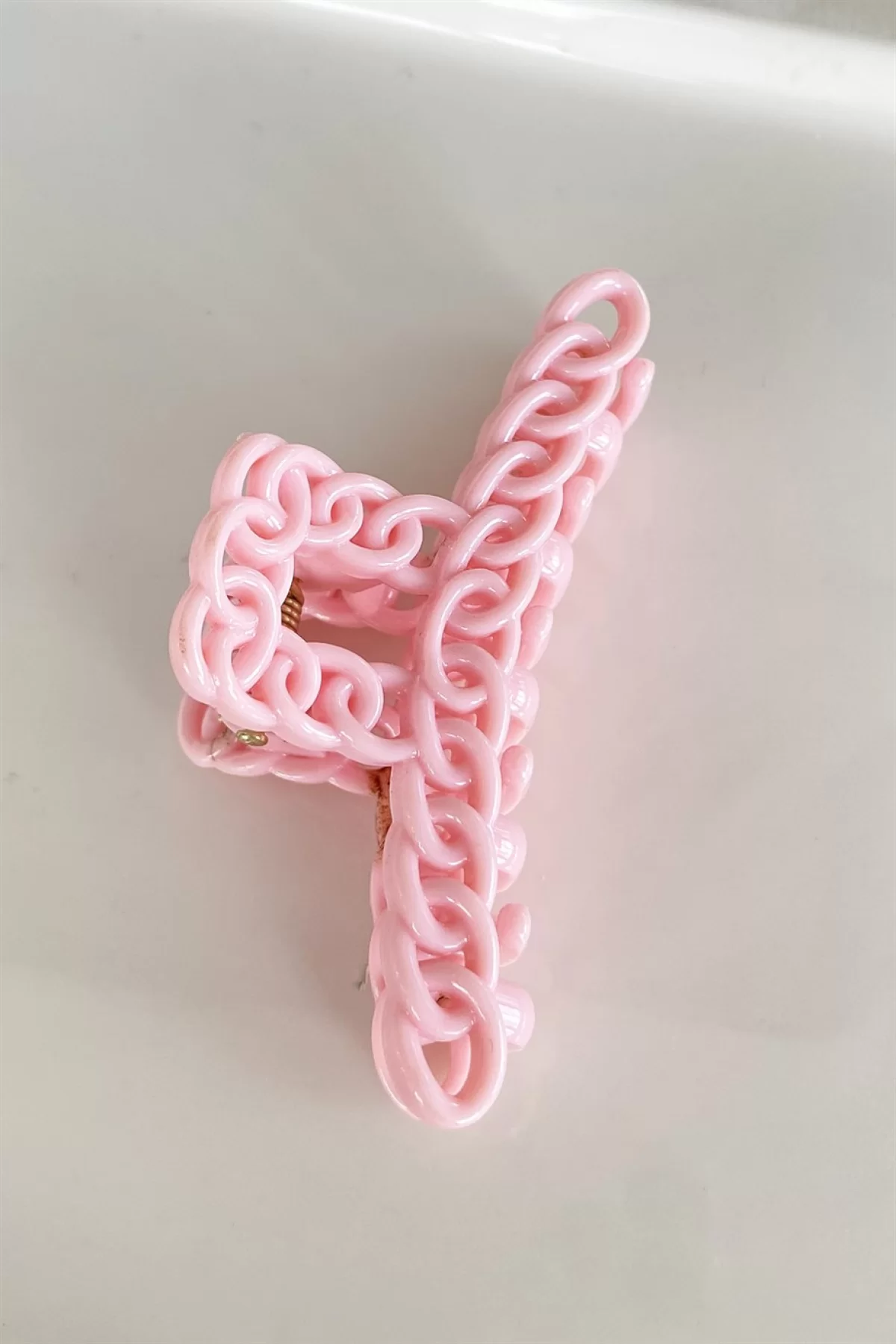 Pembe Renk Zincir Detaylı Mandal Toka