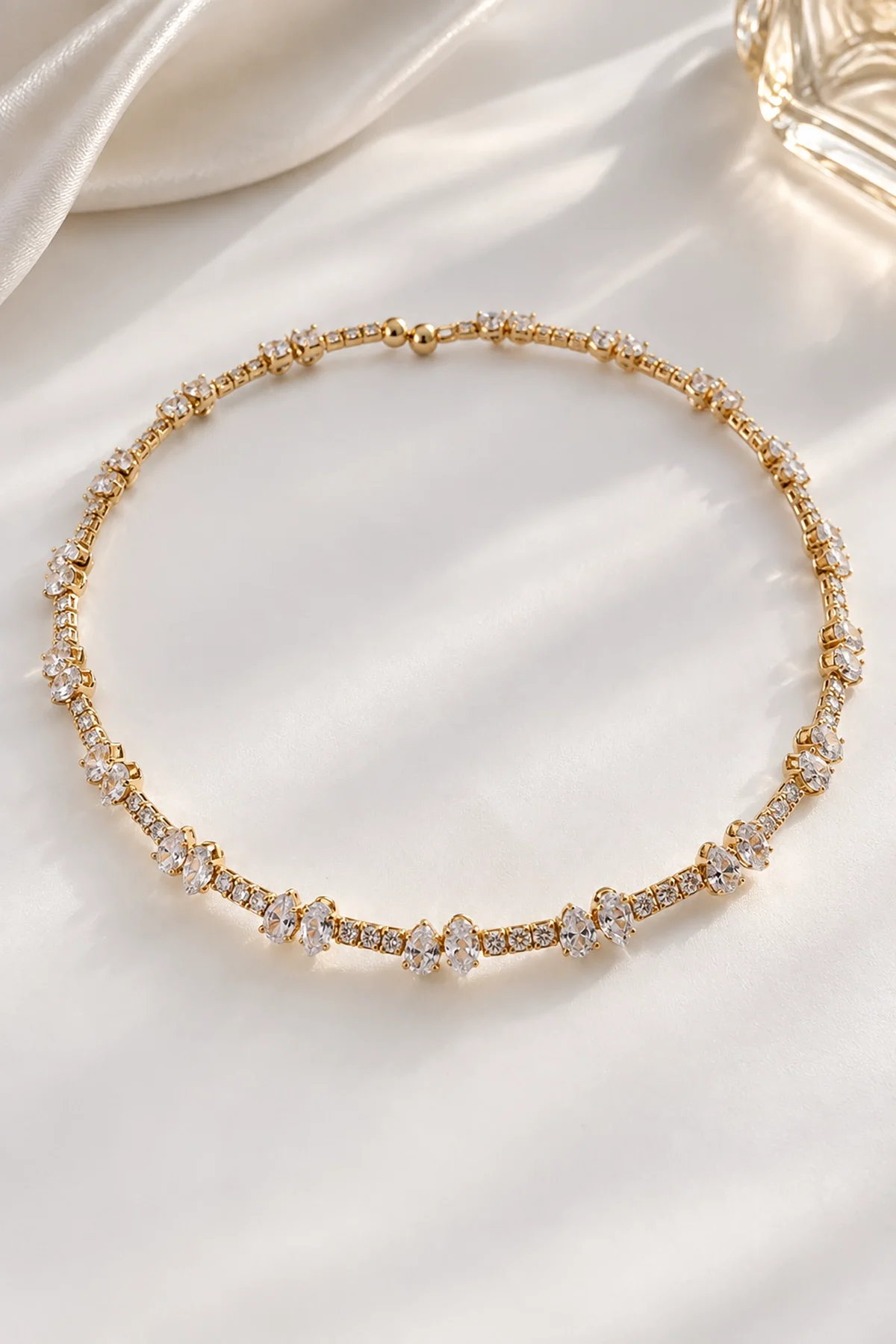 Altın Renk Choker Kolye