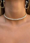 Altın Renk Kalp Figürlü Taşlı Choker Kolye