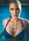 Geçici Kadın Modelli Dövme Tattoo