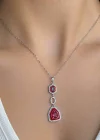 Gümüş Renk Kırmızı Mineli Çelik Kolye