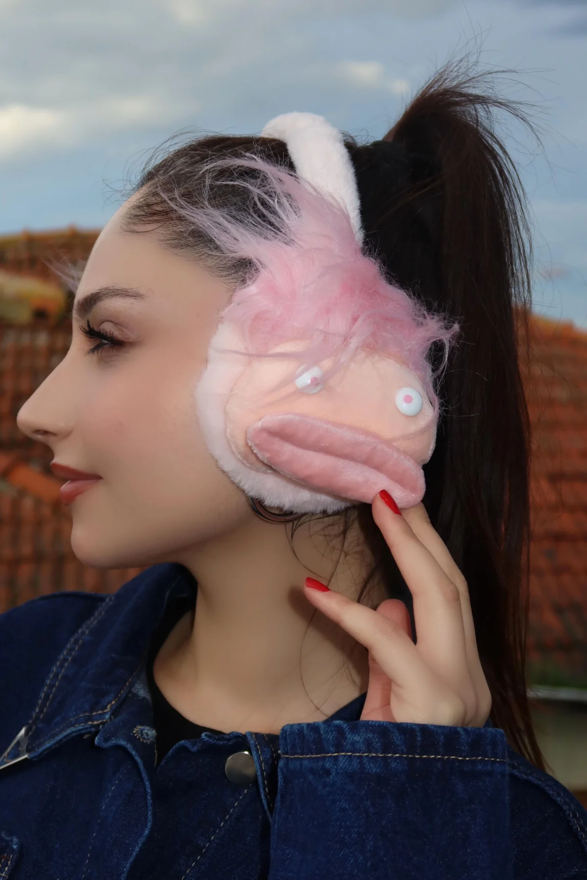 Açık Pembe Renk Canavar Figürlü Peluş Kulaklık