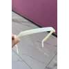 Krem Renk Gözlük Efekti Veren Taç