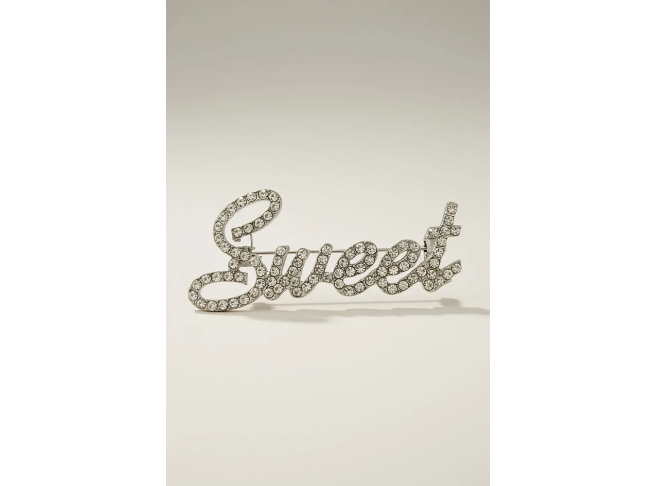 Gümüş Renk Sweet Yazılı Taşlı Broş