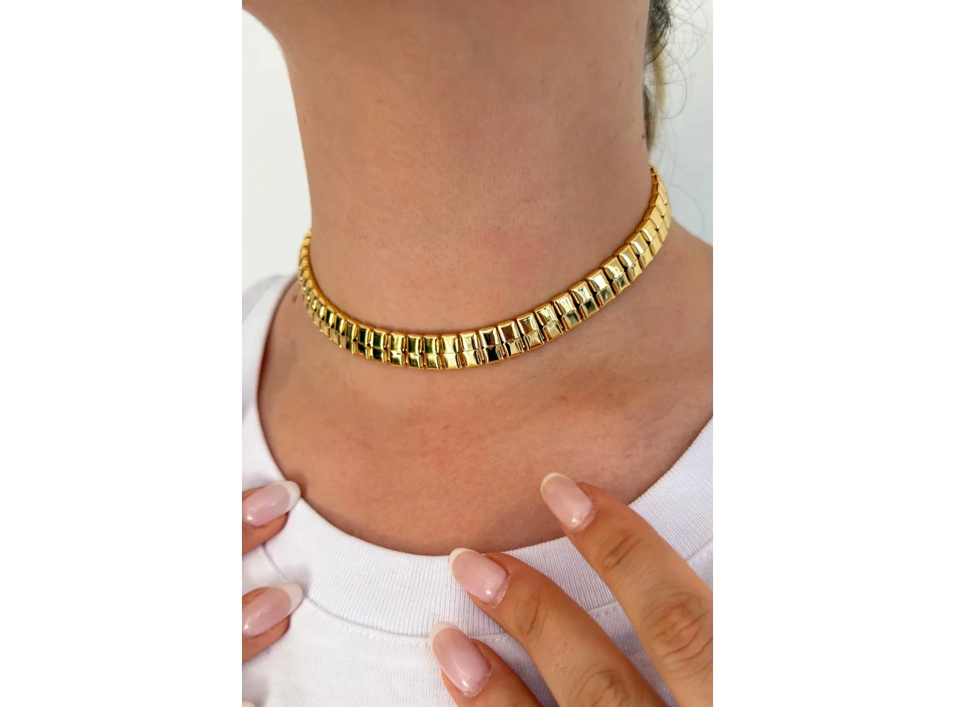 Altın Renk Metal Choker Kolye
