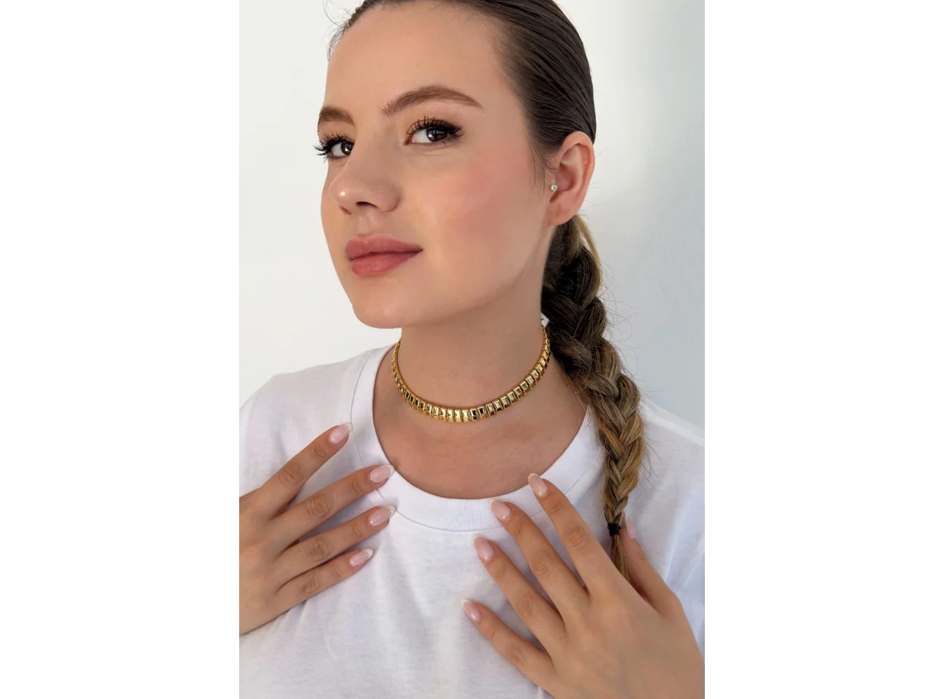Altın Renk Metal Choker Kolye