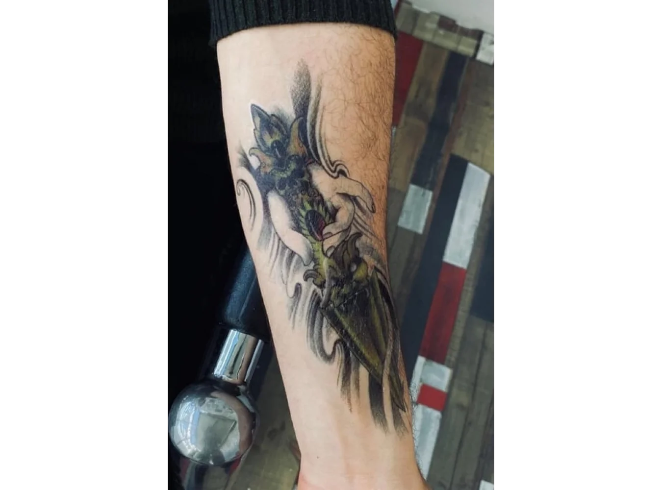 Geçici Kurukafa Bıçak Dövme Tattoo