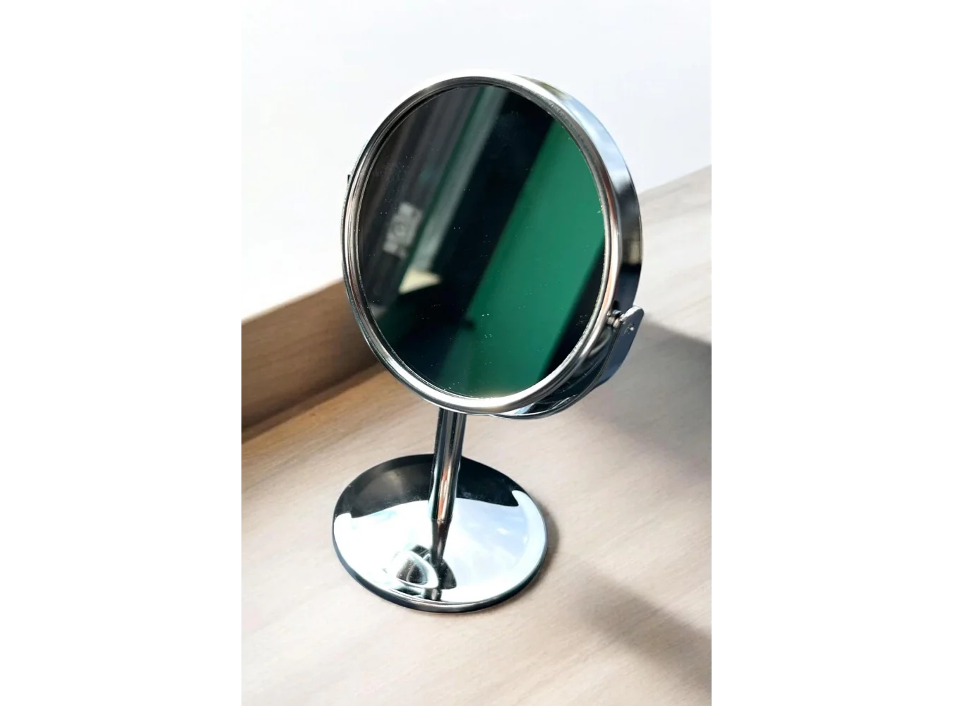 Gümüş Renk Dönebilen Masa Aynası