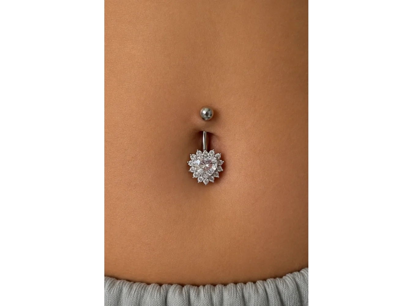 Gümüş Renk Kalp Figürlü Cerrahi Çelik Göbek Piercing