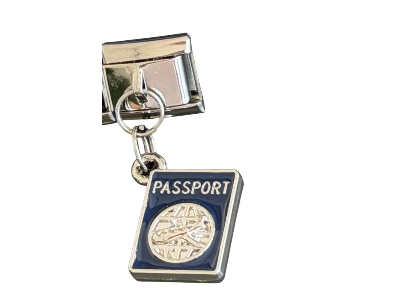 Gümüş Renk Pasaport Figürlü Çelik Nomination Charm (Tek)